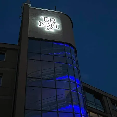 塔诺威酒店