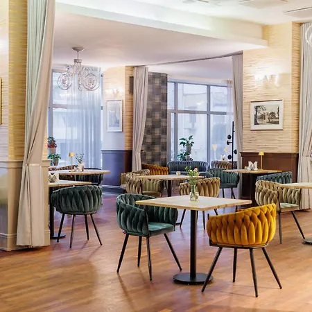 塔诺威酒店 酒店 Tarnów