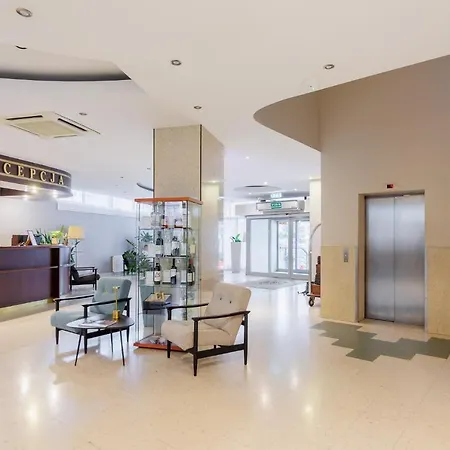 塔诺威酒店 4* Tarnów