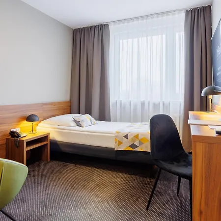 فندق Tarnovia 4*