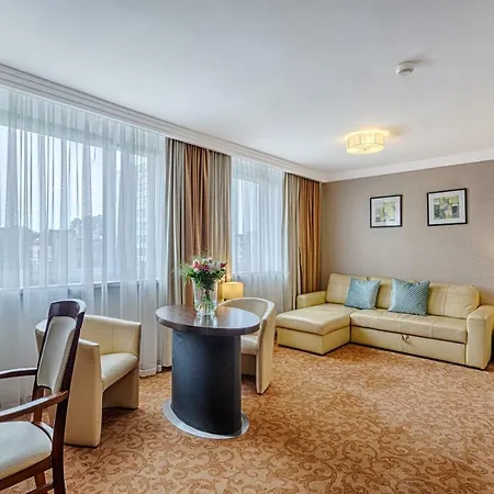 Tarnovia 4*